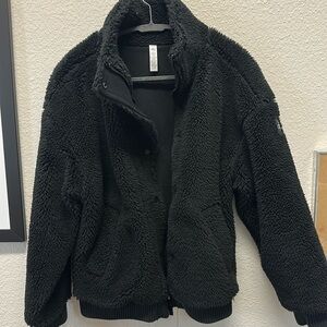 ALO Yoga Women’s Jacket, Black XS zip and button closure